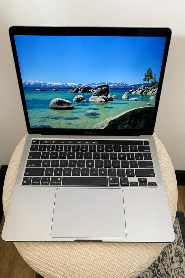 MacBook Pro 14